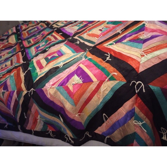 Vintage Patchwork Quilt Satin Velvet Diamonds 90s Signed PHOTOS Cond. 80" X 100" - Picture 7 of 13